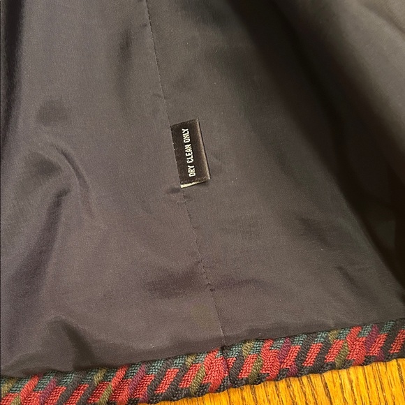 Vintage New Wool/Cashmere Plaid Blazer by Linda Allard Ellen Tracy Size 6P - Picture 5 of 9